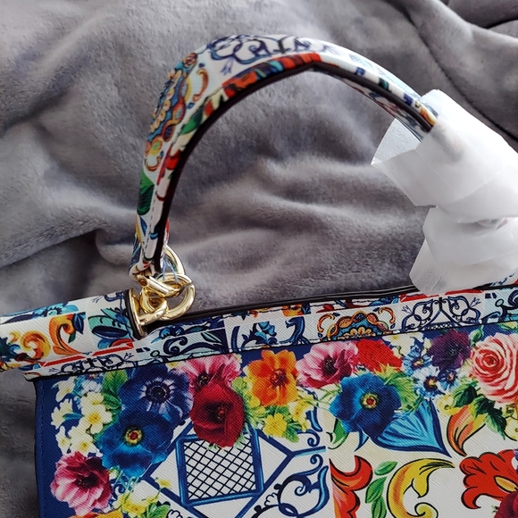 Purse - Picture 3 of 5